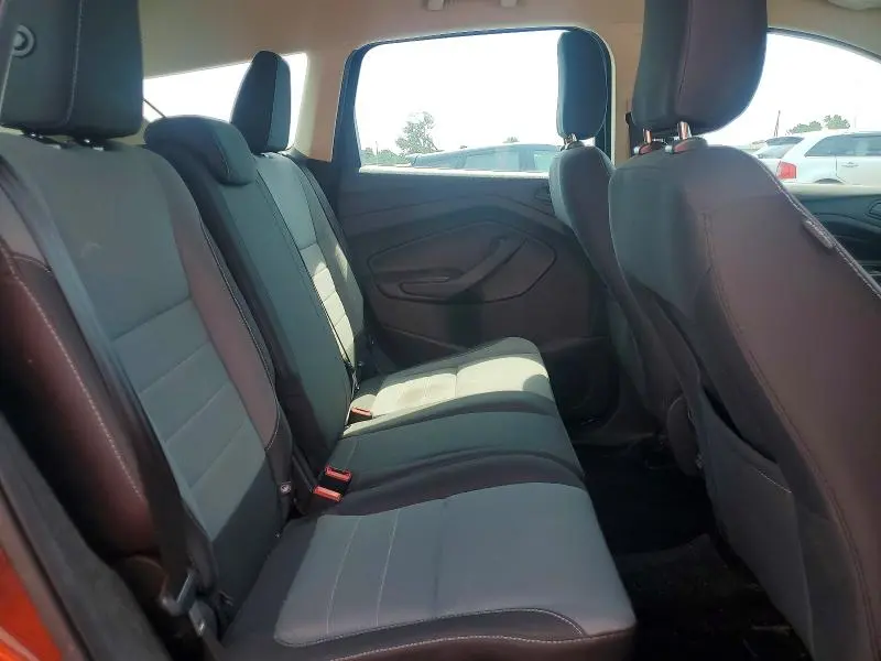 2018 FORD ESCAPE S  