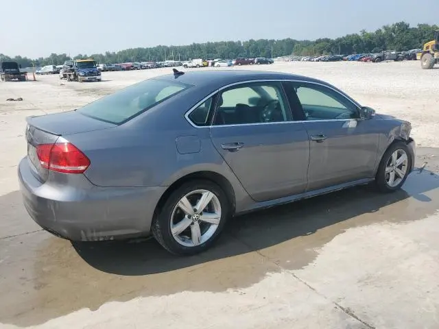 2013 VOLKSWAGEN PASSAT SE  