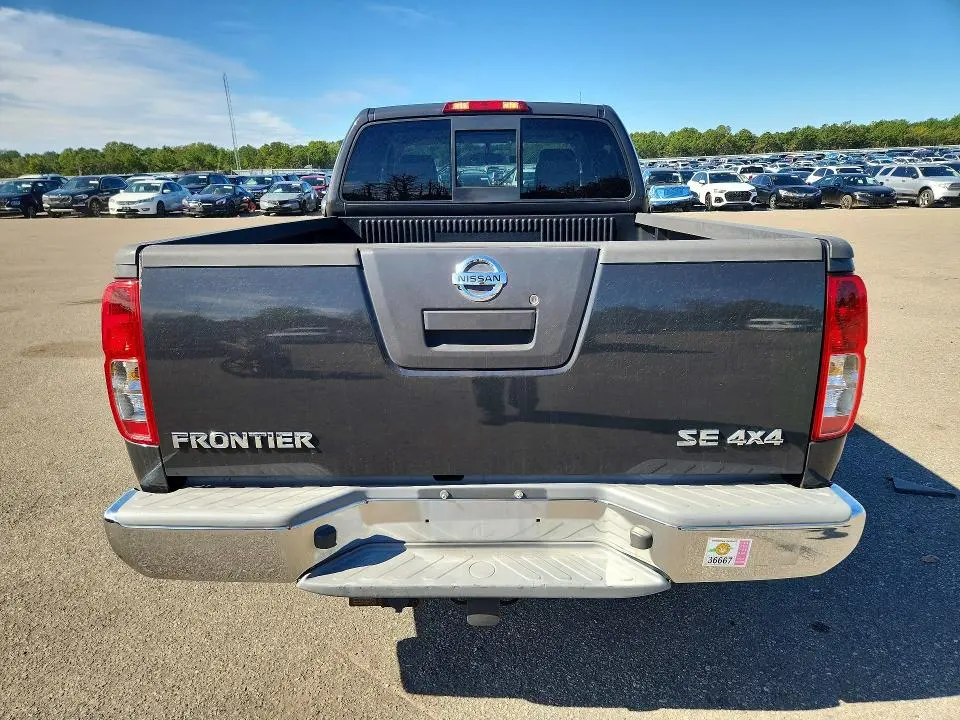 2010 NISSAN FRONTIER   