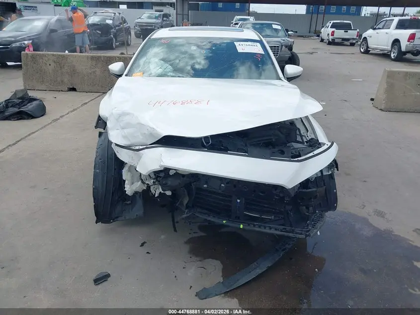 2020 MAZDA MAZDA3 PREMIUM PACKAGE