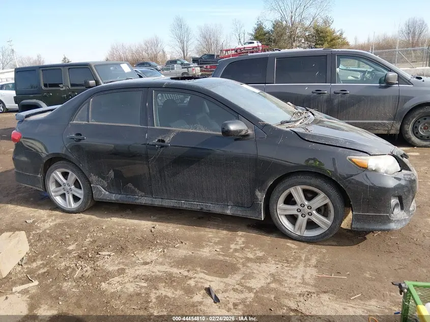 2013 TOYOTA COROLLA S