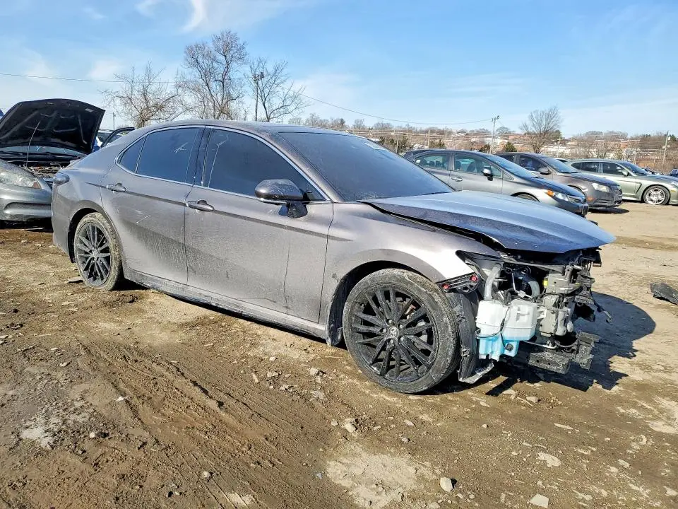 2024 TOYOTA CAMRY   