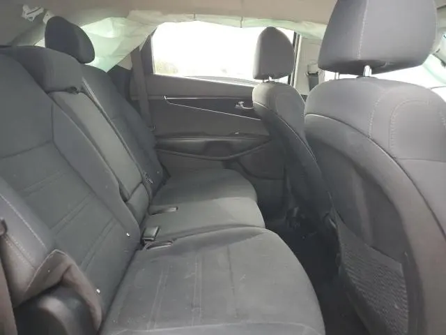 2020 KIA SORENTO S  