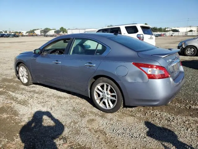 2011 NISSAN MAXIMA S  