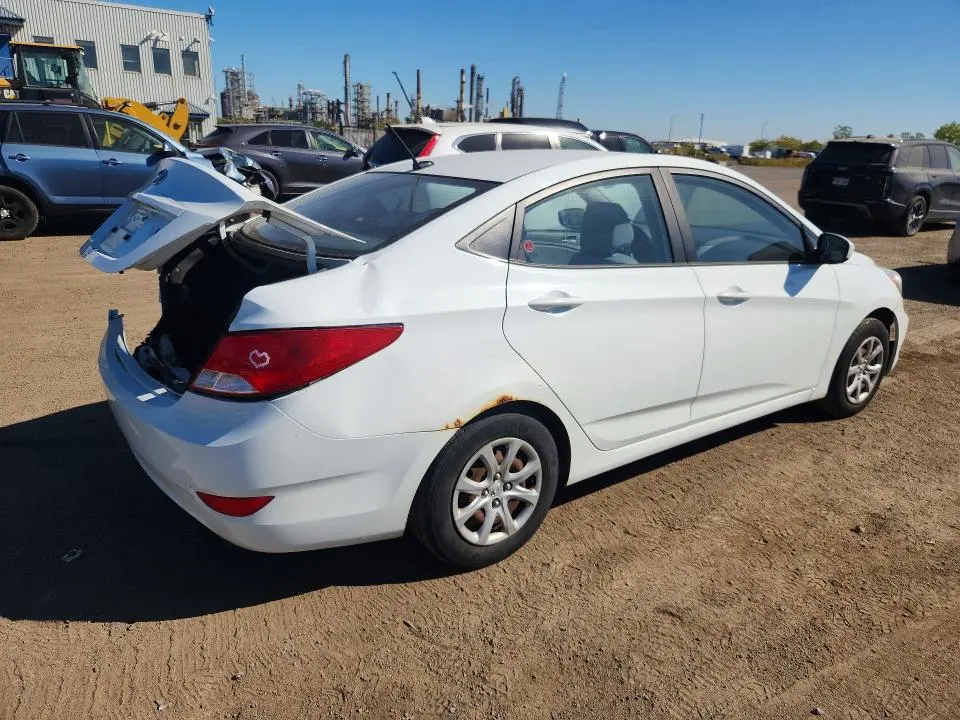 2016 HYUNDAI ACCENT SE  