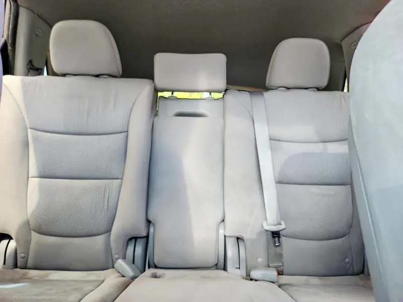 2012 KIA SORENTO LX  