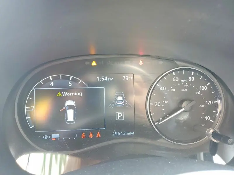 2022 NISSAN KICKS SV  