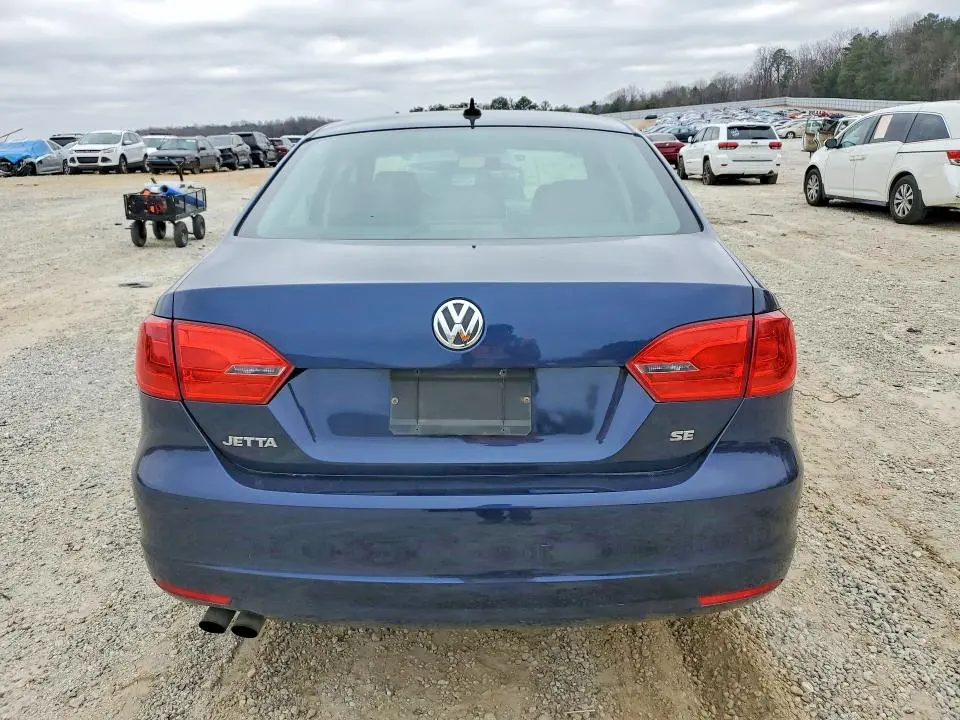 2014 VOLKSWAGEN JETTA SE  