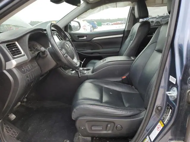 2018 TOYOTA HIGHLANDER SE  