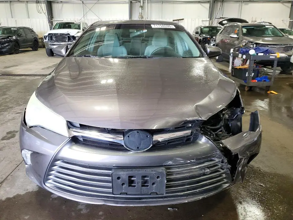 2016 TOYOTA CAMRY LE  