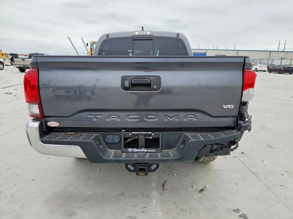 2023 TOYOTA TACOMA SR5 V6  