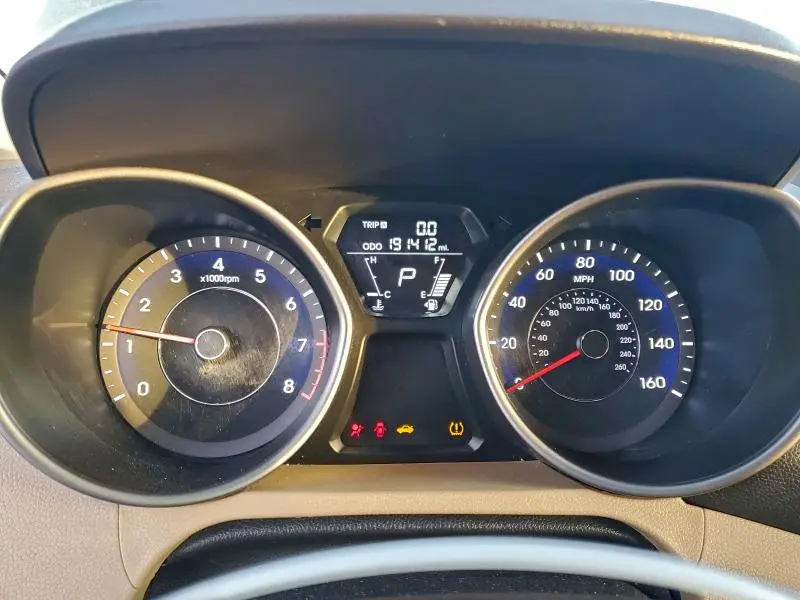 2011 HYUNDAI ELANTRA GLS  