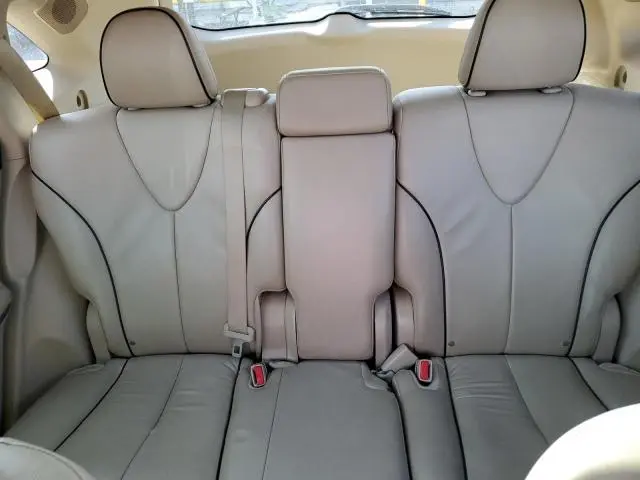 2011 TOYOTA VENZA   