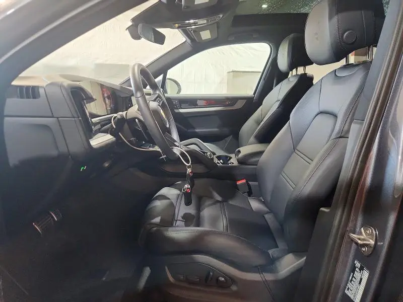 2026 PORSCHE CAYENNE S  