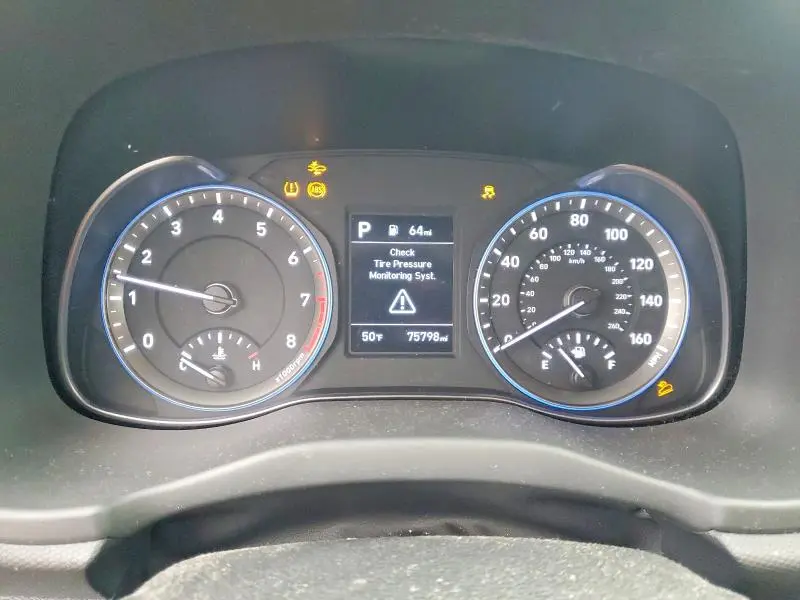 2019 HYUNDAI KONA SE  