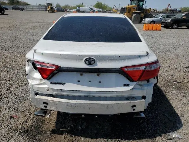 2016 TOYOTA CAMRY LE  