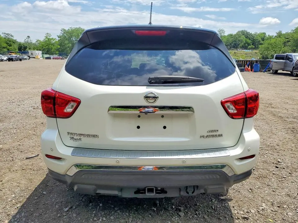 2017 NISSAN PATHFINDER S  