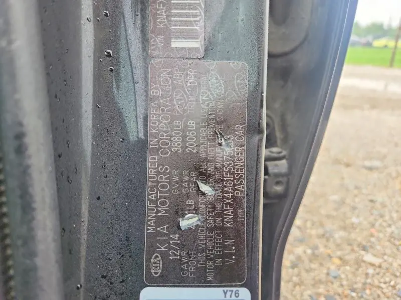 2015 KIA FORTE LX  