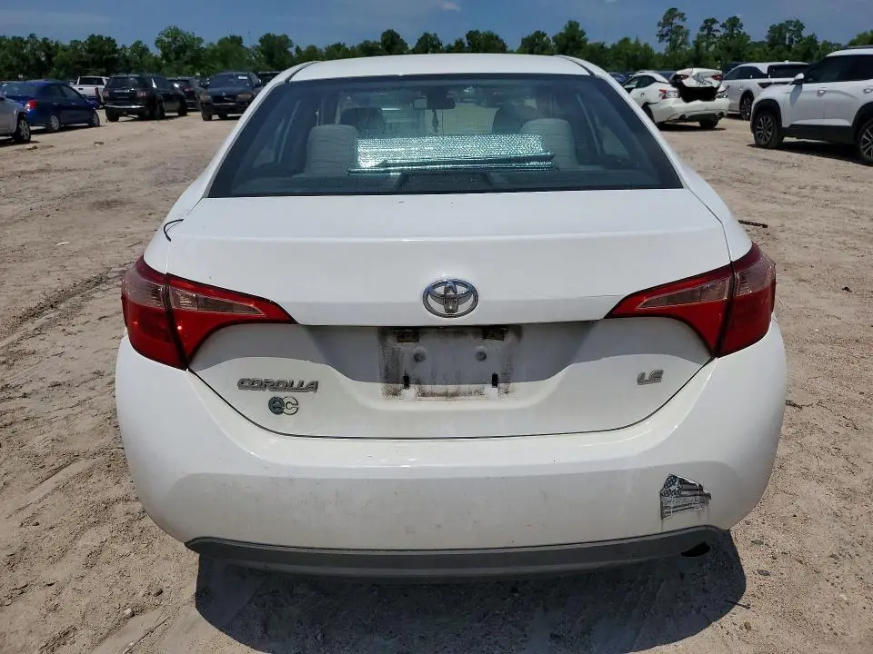 2017 TOYOTA COROLLA LE  