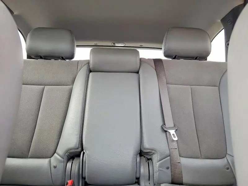 2011 HYUNDAI SANTA FE GLS  