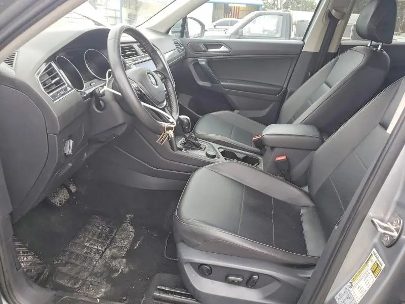 2021 VOLKSWAGEN TIGUAN SE  