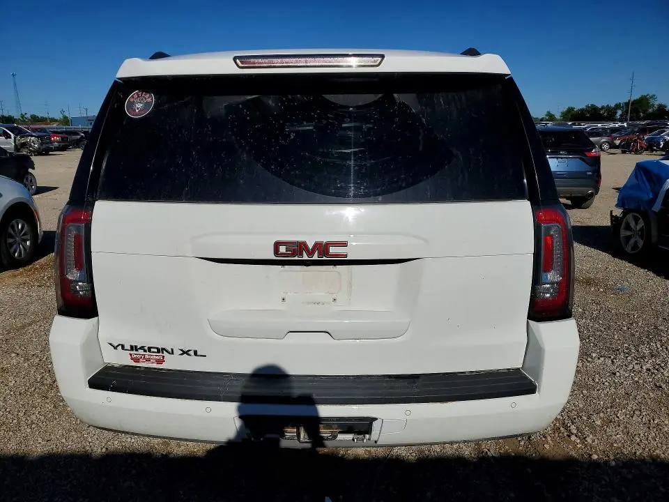 2017 GMC YUKON XL K1500 SLT  