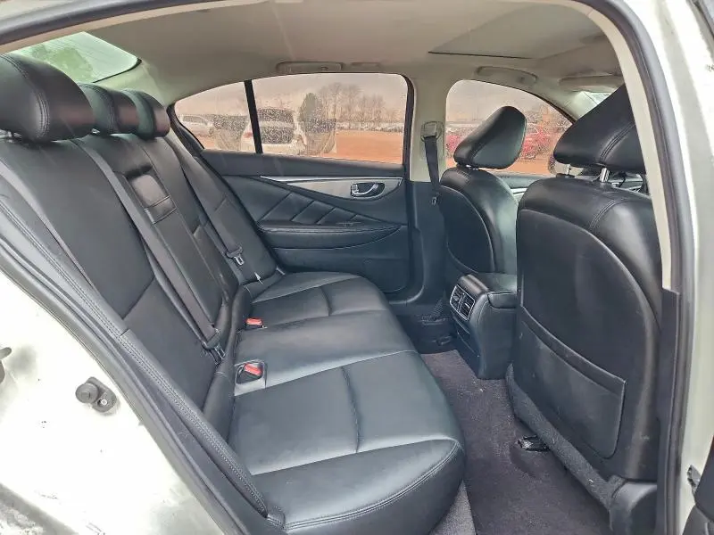 2018 INFINITI Q50 LUXE  