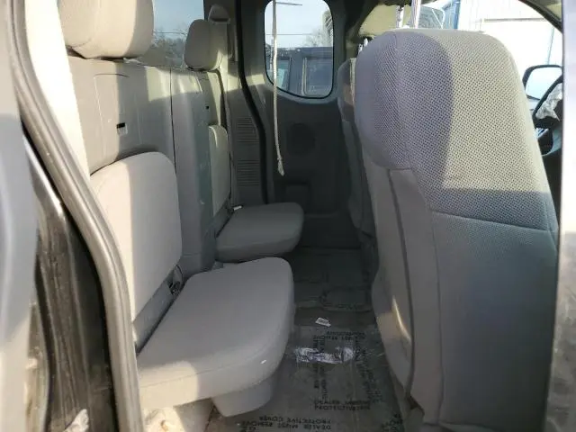 2015 NISSAN FRONTIER