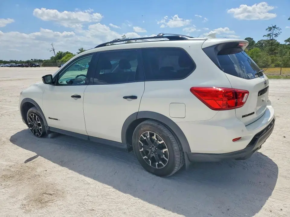 2020 NISSAN PATHFINDER SV  