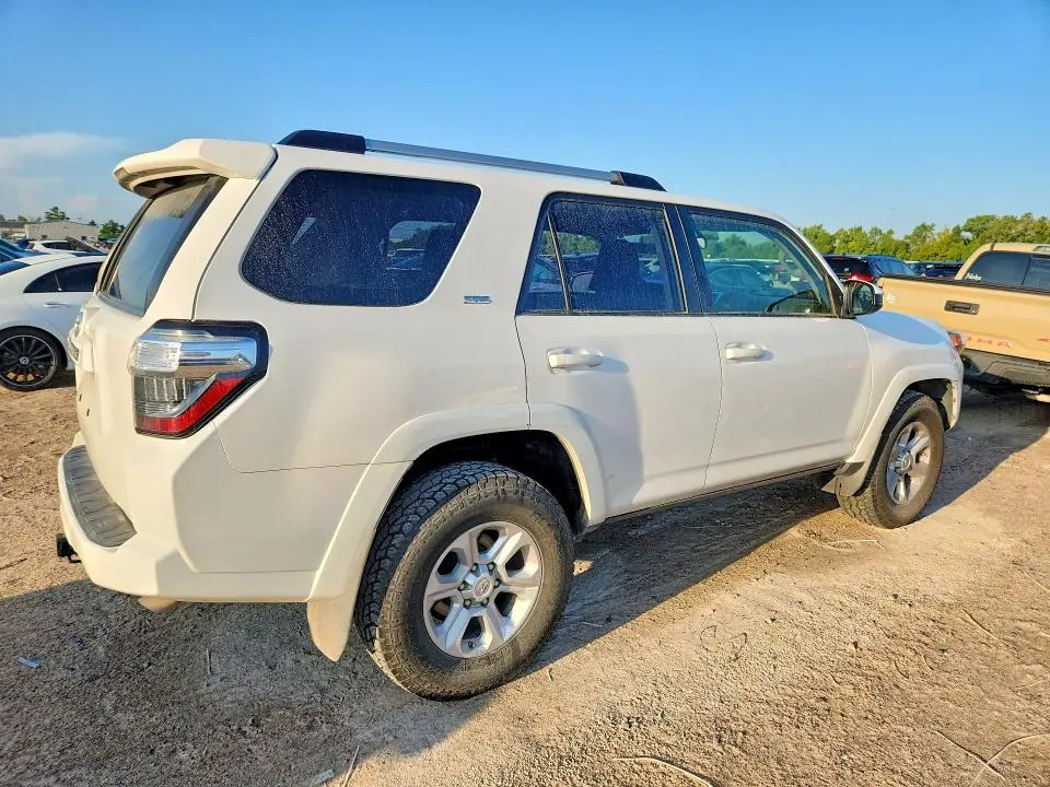 2019 TOYOTA 4RUNNER SR5  