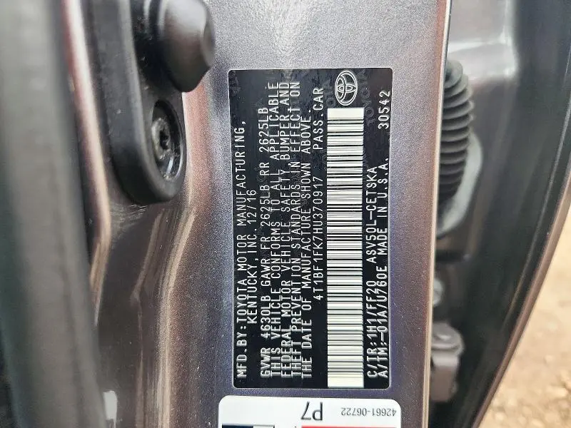 2017 TOYOTA CAMRY SE  