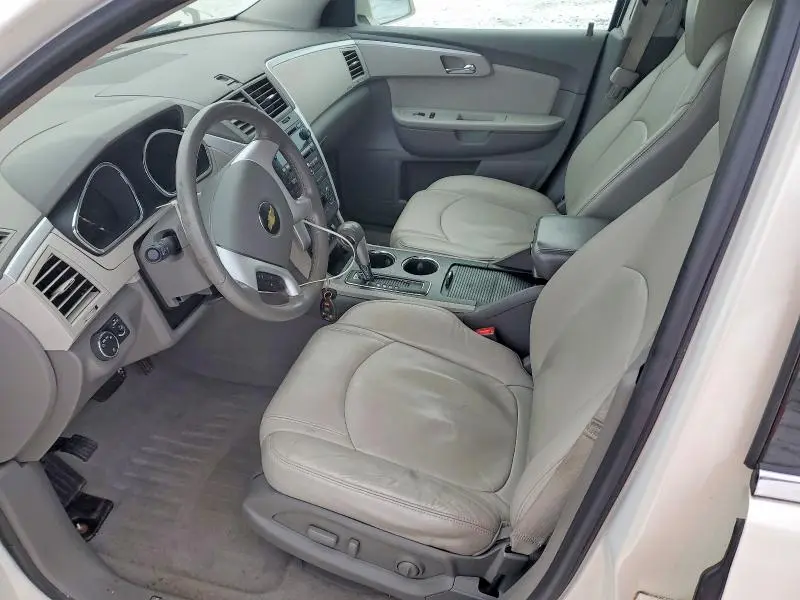 2012 CHEVROLET TRAVERSE LT  