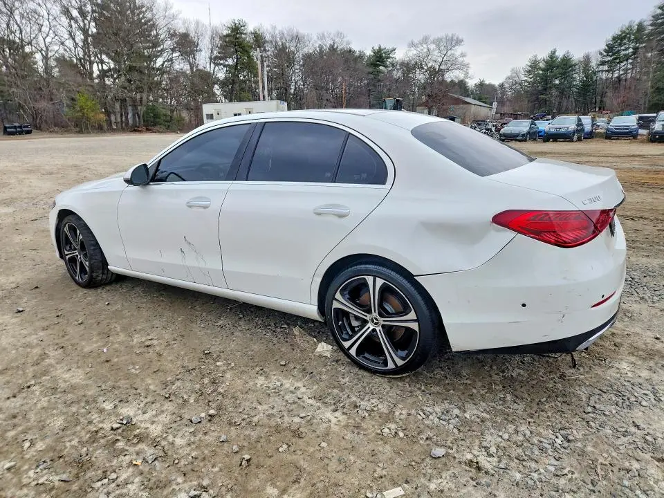 2024 MERCEDES-BENZ C 300  