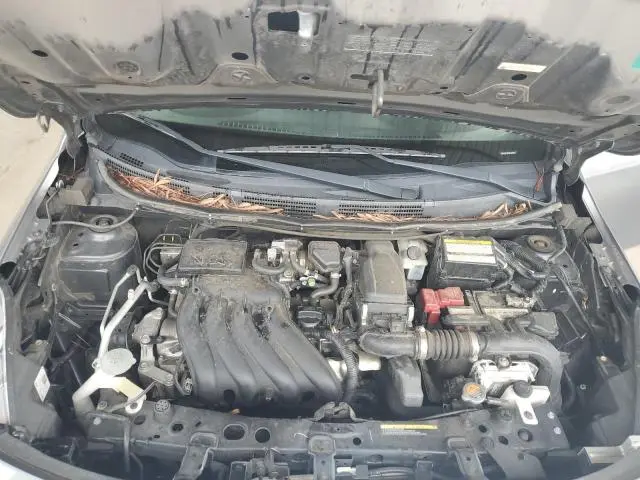 2019 NISSAN VERSA S  