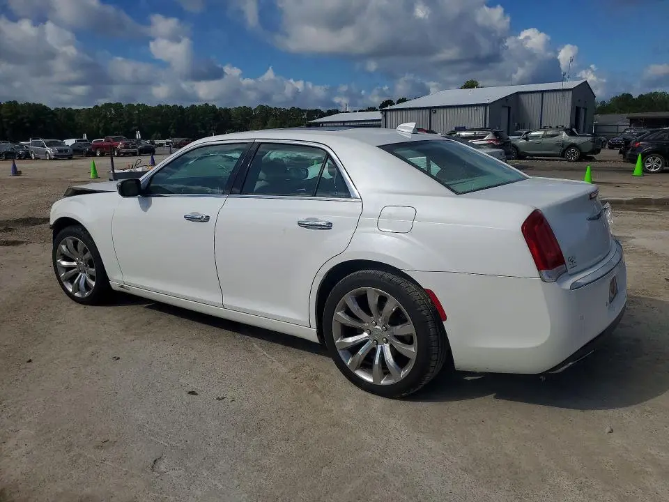 2015 CHRYSLER 300C   