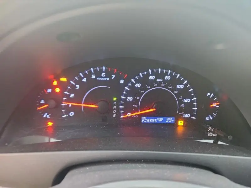 2011 TOYOTA CAMRY BASE  