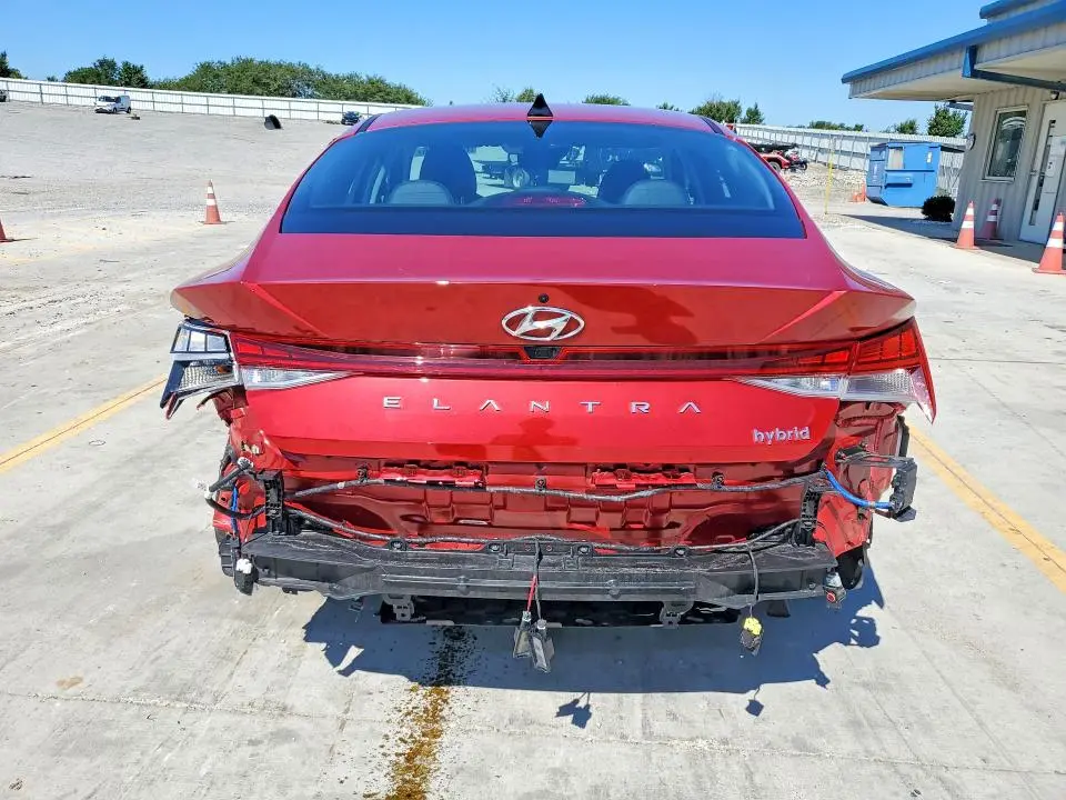 2023 HYUNDAI ELANTRA LIMITED  