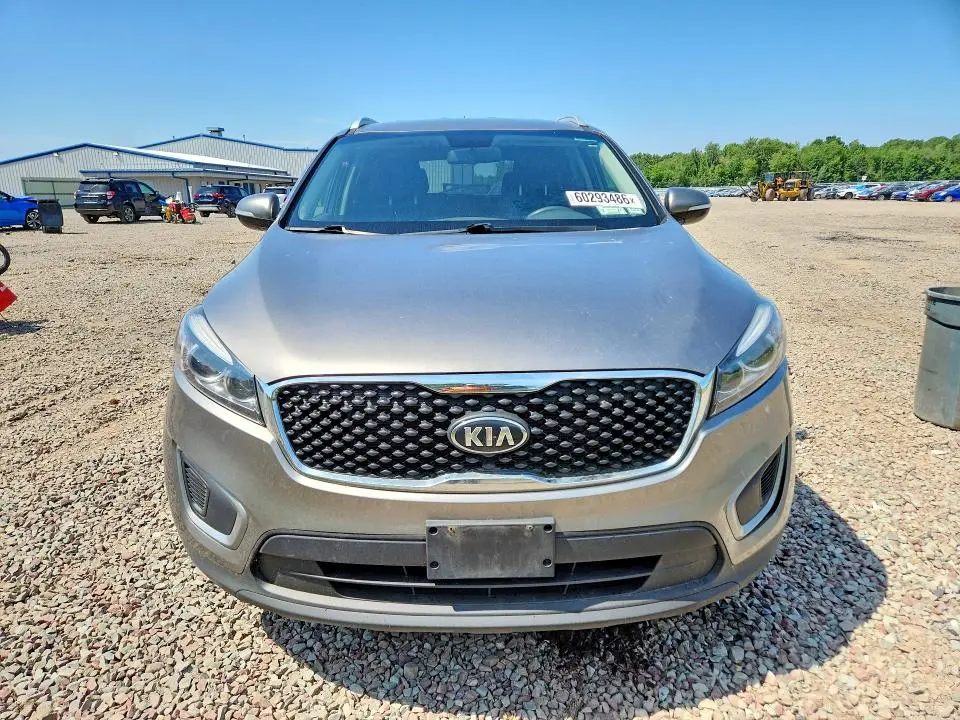2016 KIA SORENTO LX  
