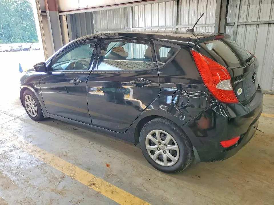2013 HYUNDAI ACCENT GS  