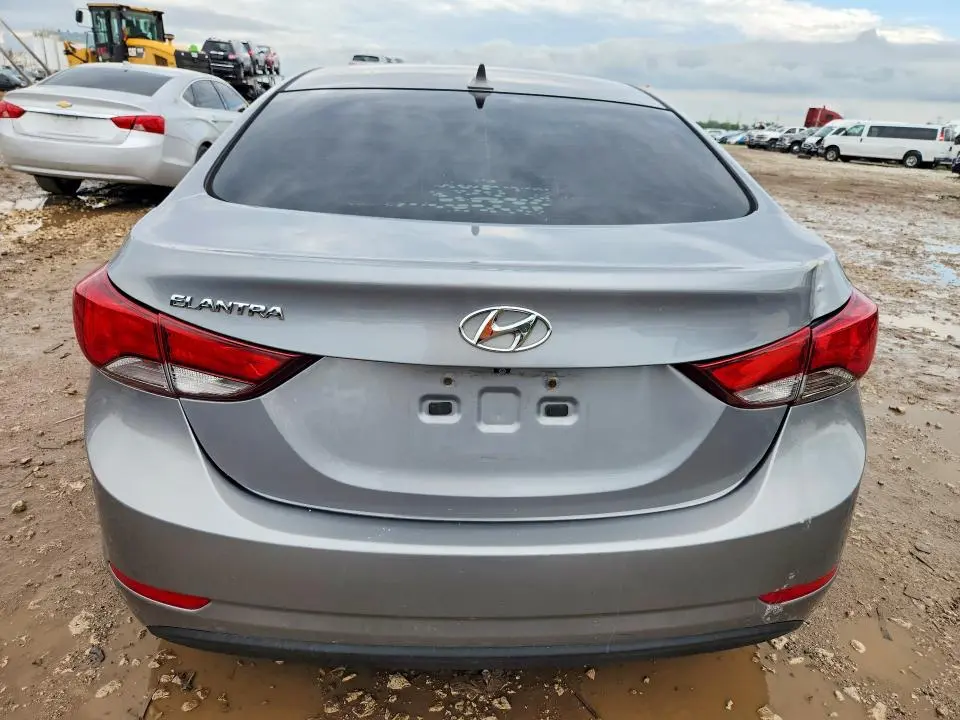 2014 HYUNDAI ELANTRA SE  