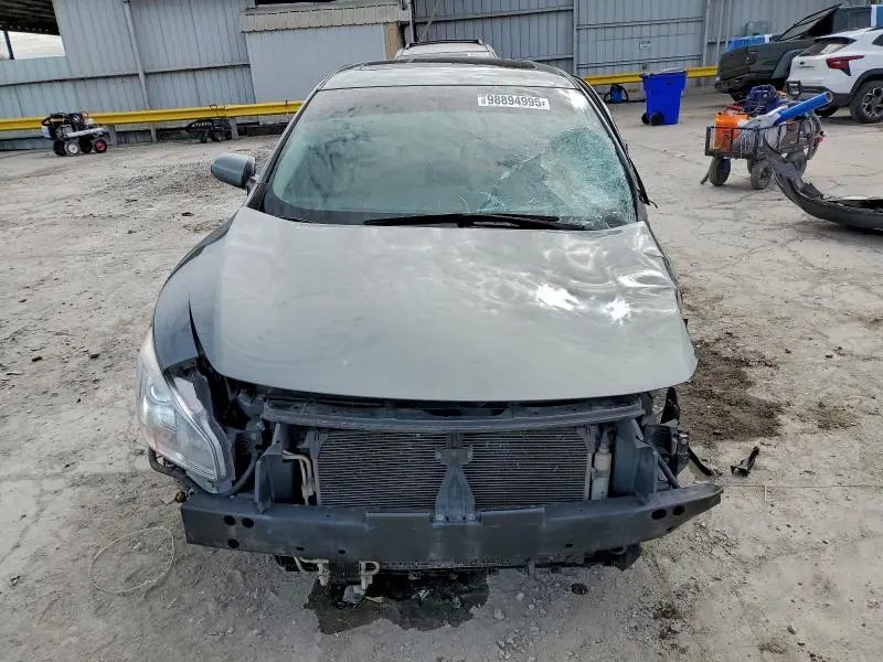 2010 NISSAN MAXIMA S  