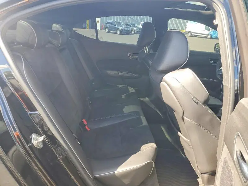 2018 ACURA TLX   