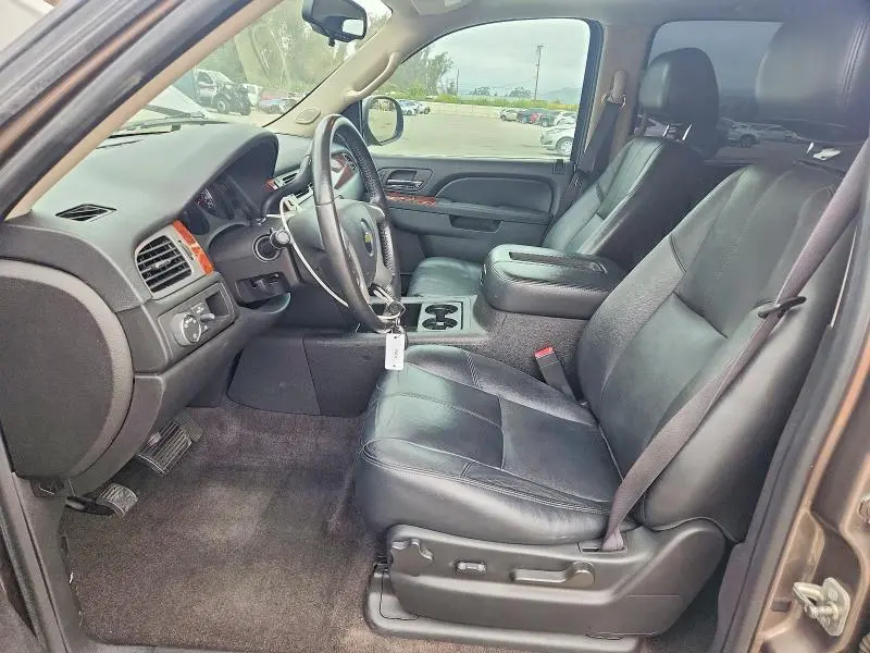 2012 CHEVROLET SUBURBAN C1500 LT  