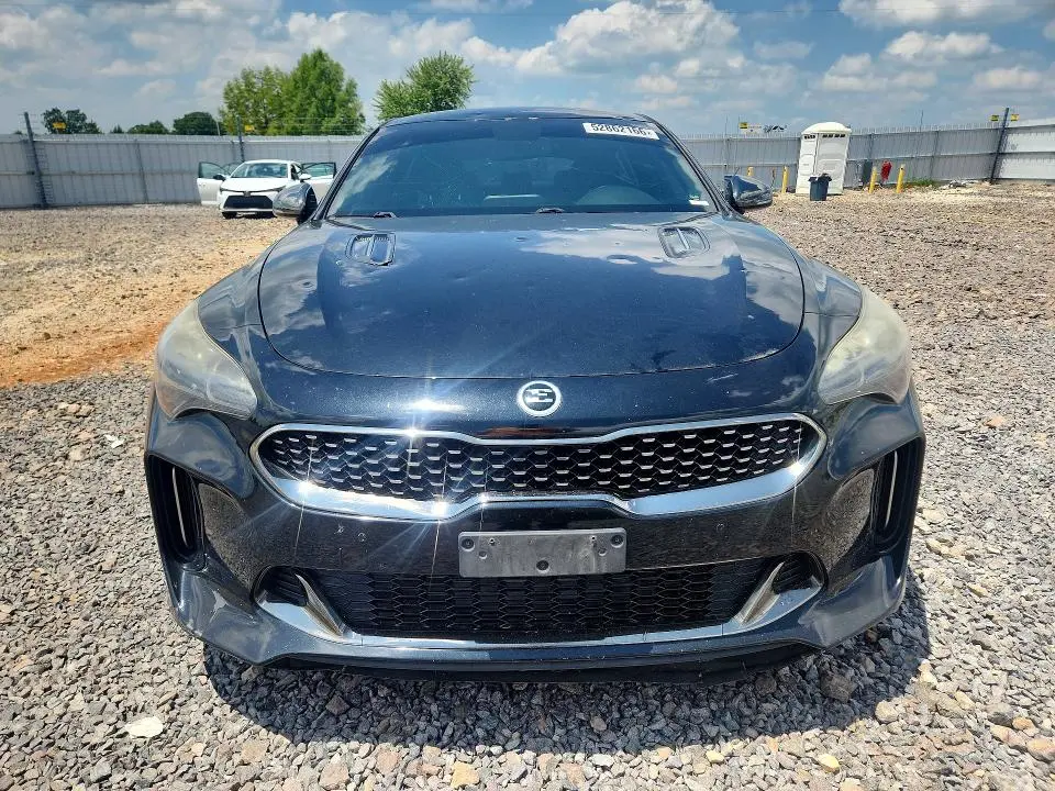 2019 KIA STINGER GT  
