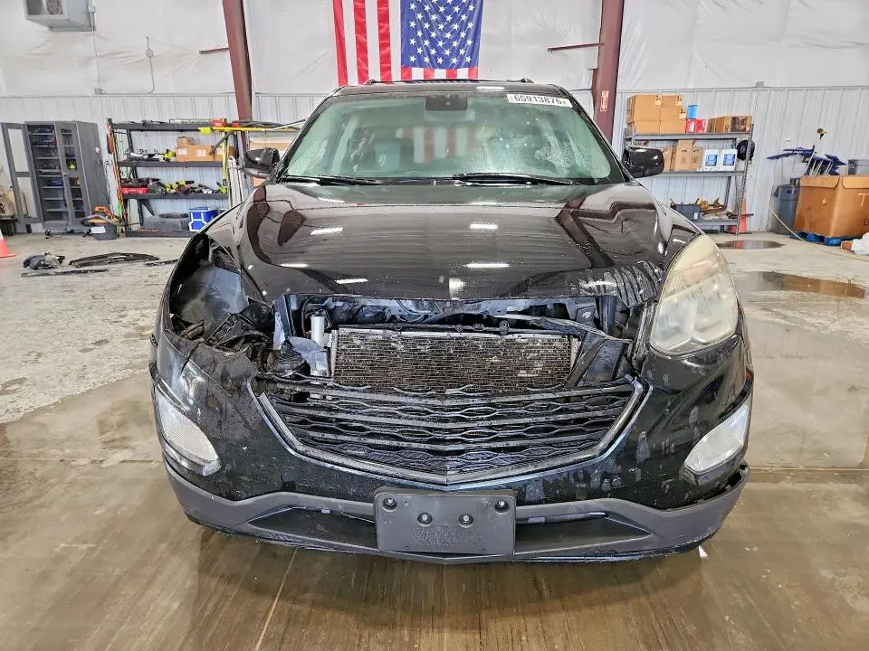 2017 CHEVROLET EQUINOX LT  