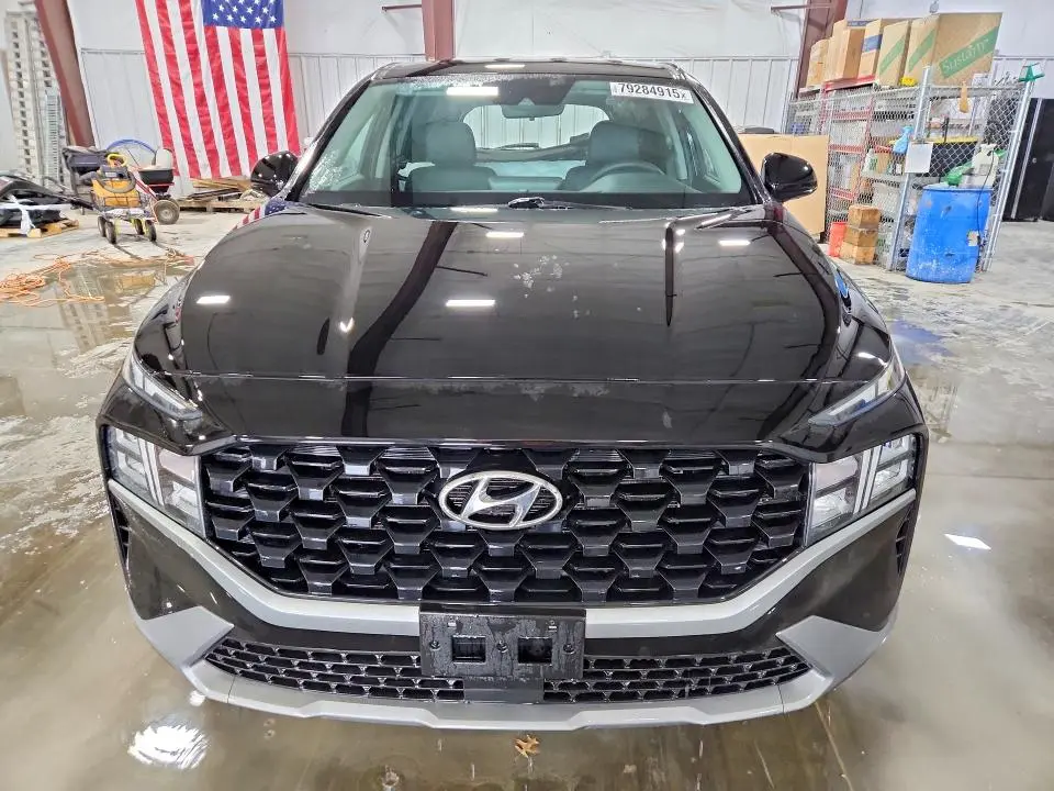 2022 HYUNDAI SANTA FE SE  