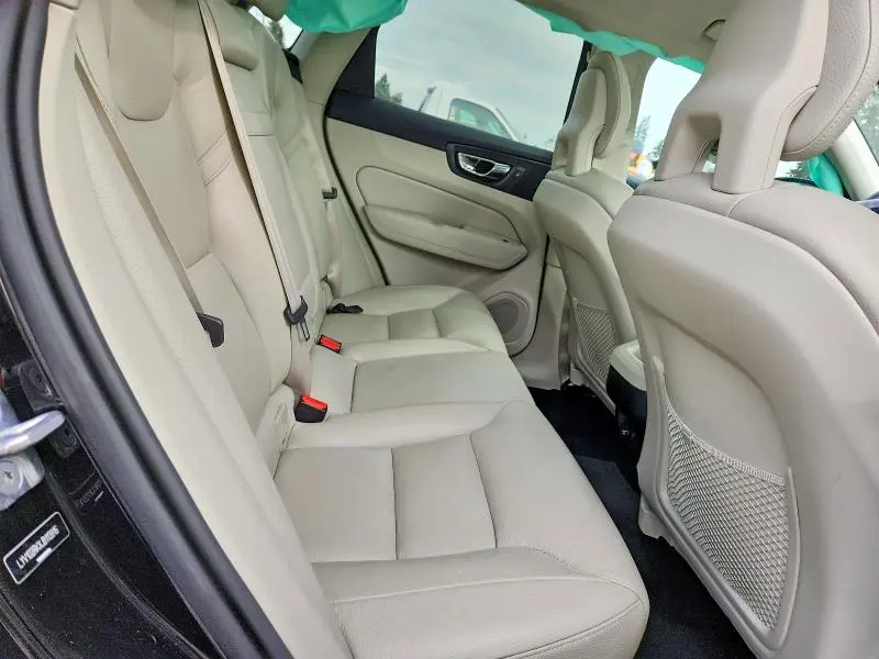 2018 VOLVO XC60 T5  