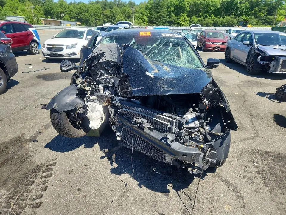 2017 VOLKSWAGEN JETTA SE  