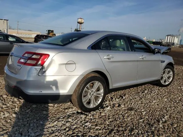 2019 FORD TAURUS SE
