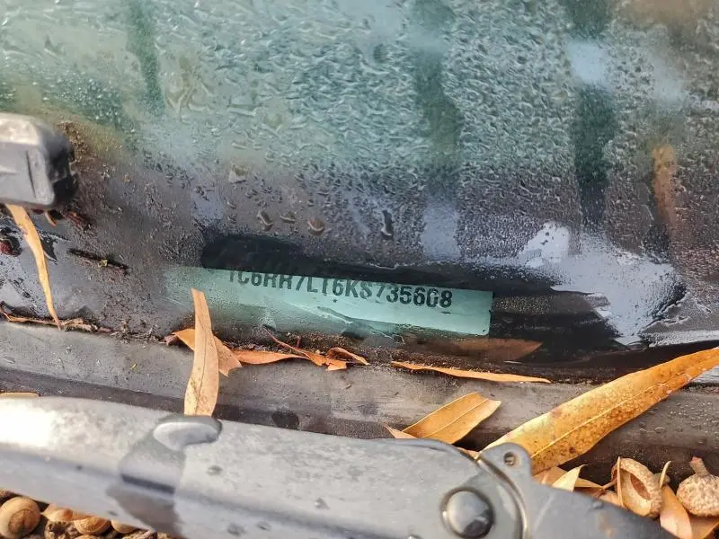 2019 RAM 1500 CLASSIC SLT  